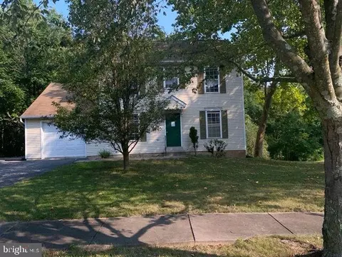 906 Winding, Mount Airy, MD 21771
