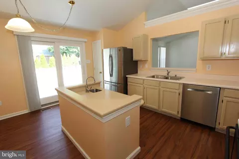 821 Apache Ct, Frederick, MD 21701 photo 10