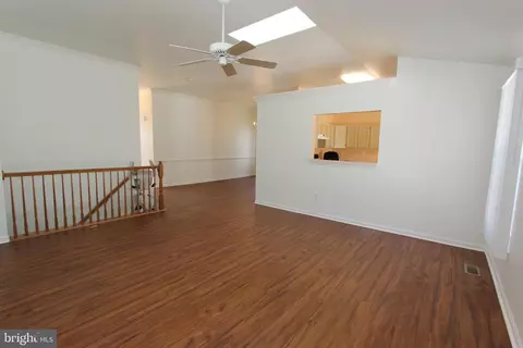 821 Apache Ct, Frederick, MD 21701 photo 11