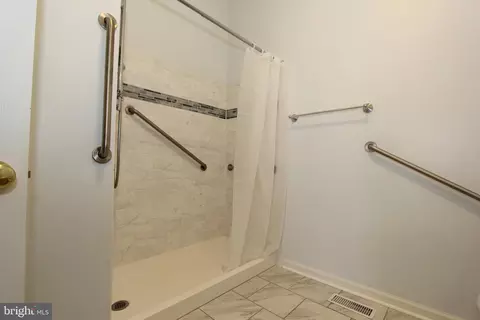821 Apache Ct, Frederick, MD 21701 photo 24
