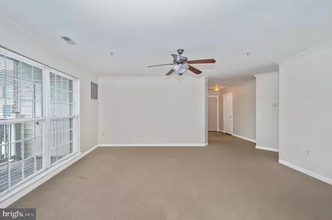 599 Cawley Dr #2D, Frederick, MD 21703 photo 5