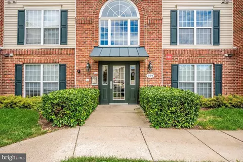 599 Cawley Dr #2D, Frederick, MD 21703 photo 3