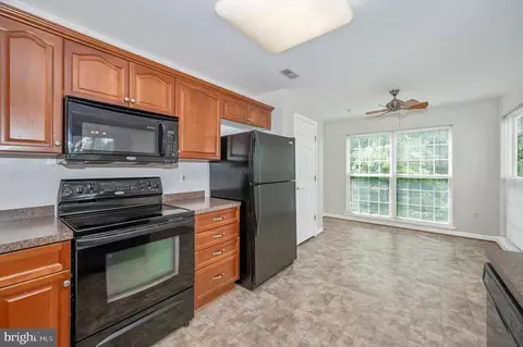 599 Cawley Dr #2D, Frederick, MD 21703 photo 16
