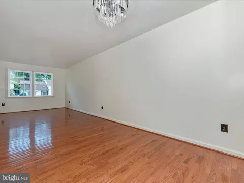 Living - 237 Thames Dr, Frederick, MD 21702 photo 6 of 12
