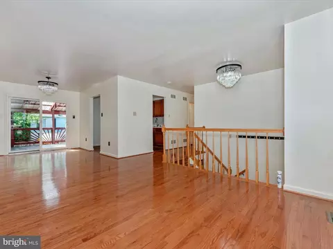 Living - 237 Thames Dr, Frederick, MD 21702 photo 4 of 12