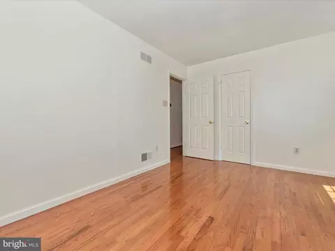 Bedroom - 237 Thames Dr, Frederick, MD 21702 photo 5 of 5