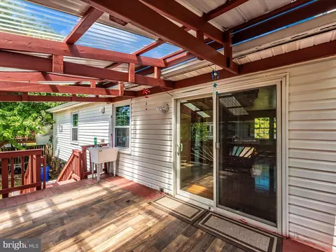 Exterior - 237 Thames Dr, Frederick, MD 21702 photo 6 of 12