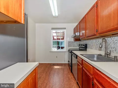 Kitchen - 237 Thames Dr, Frederick, MD 21702 photo 5 of 7