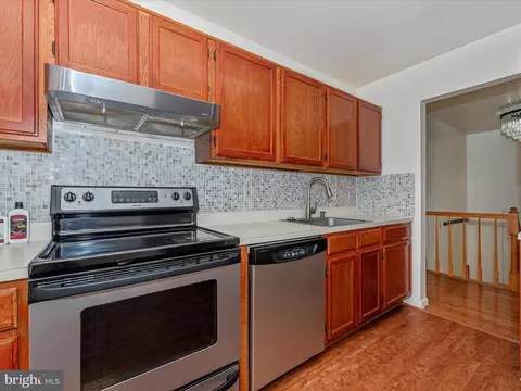 Kitchen - 237 Thames Dr, Frederick, MD 21702 photo 7 of 7
