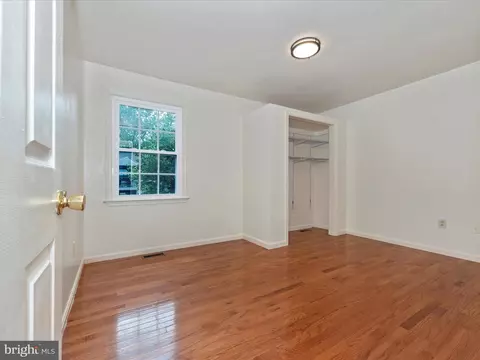 Bedroom - 237 Thames Dr, Frederick, MD 21702 photo 4 of 5