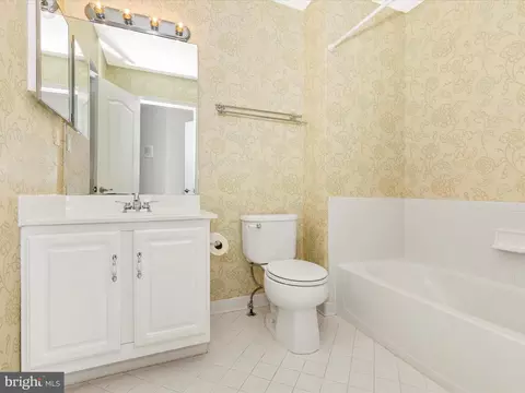 Bath - 2609 S Everly Dr, Frederick, MD 21701 photo 2 of 6