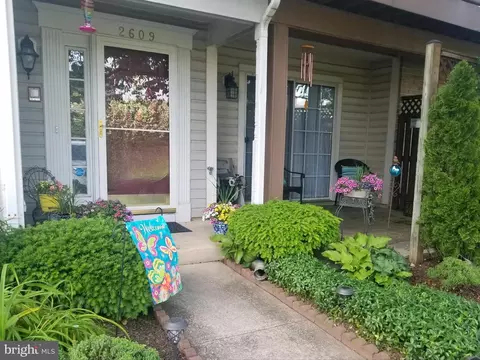 Exterior - 2609 S Everly Dr, Frederick, MD 21701 photo 2 of 5