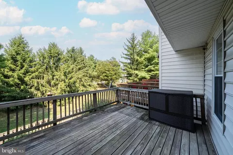 Exterior - 116 Cavenrock Ct, Frederick, MD 21702 photo 4 of 6