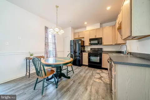 Kitchen - 116 Cavenrock Ct, Frederick, MD 21702 photo 4 of 4