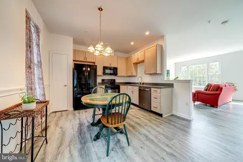 Kitchen - 116 Cavenrock Ct, Frederick, MD 21702 photo 2 of 4