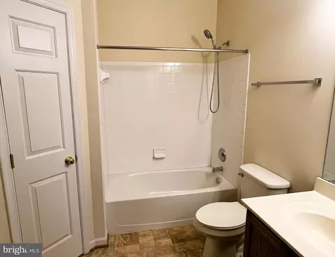 Bath - 6125 Springwater Pl #B, Frederick, MD 21701 photo 1 of 1