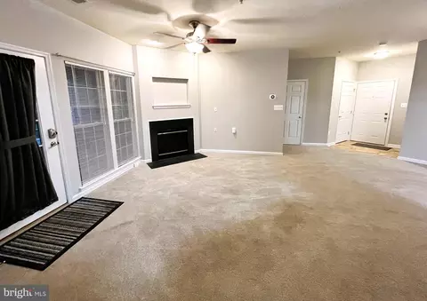 Living - 6125 Springwater Pl #B, Frederick, MD 21701 photo 3 of 4