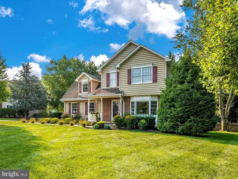202 Wellesley Ct, Walkersville, MD 21793