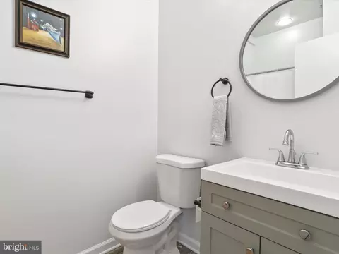 217 E 5th St, Frederick, MD 21701 photo 8