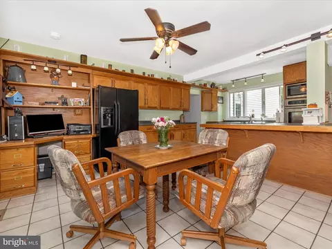 Dining - 9314 Pear Ln, Frederick, MD 21702 photo 6 of 6