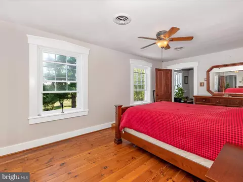 Bedroom - 9314 Pear Ln, Frederick, MD 21702 photo 3 of 6
