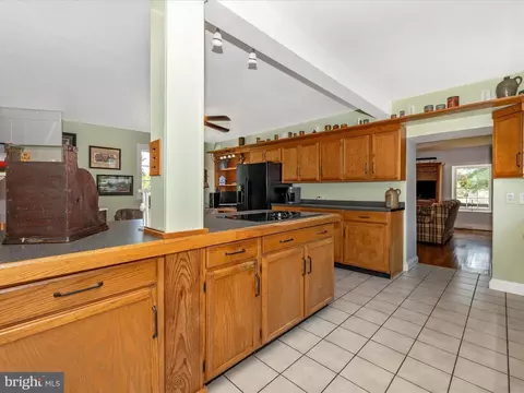 Kitchen - 9314 Pear Ln, Frederick, MD 21702 photo 3 of 4