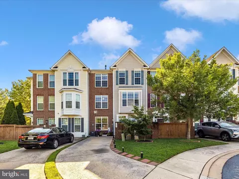 Exterior - 107 Swallow Pointe Ct, Frederick, MD 21702 photo 4 of 10