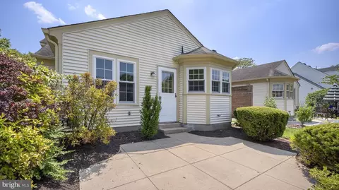 Exterior - 2499 5 Shillings Rd, Frederick, MD 21701 photo 3 of 7