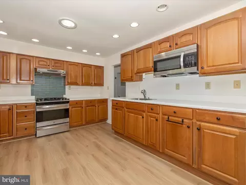 Kitchen - 12436 Legore Rd, Keymar, MD 21757 photo 2 of 7