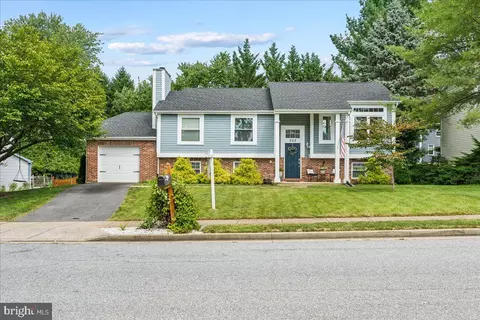 222 Sandstone Dr, Walkersville, MD 21793
