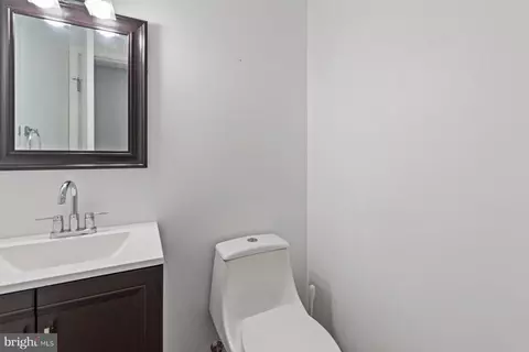 Bath - 138 Melrose Ct, Frederick, MD 21702 photo 1 of 3