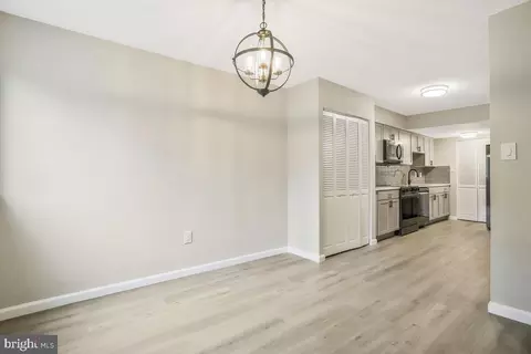 7295 C Coachlight Ct, Frederick, MD 21703 photo 12