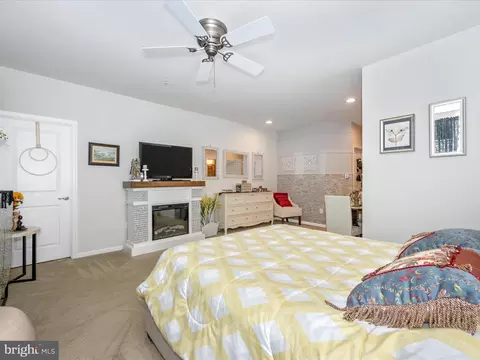 Bedroom - 6401 Alan Linton Blvd E, Frederick, MD 21703 photo 3 of 4