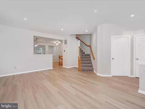 Living - 3534 Winthrop Ln, Frederick, MD 21704 photo 4 of 14
