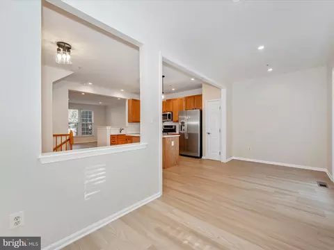 Living - 3534 Winthrop Ln, Frederick, MD 21704 photo 8 of 14