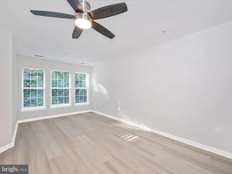 Living - 3534 Winthrop Ln, Frederick, MD 21704 photo 9 of 14