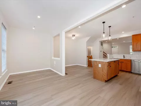 Living - 3534 Winthrop Ln, Frederick, MD 21704 photo 7 of 14
