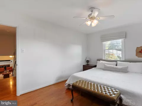Bedroom - 23 Fairview Ave, Frederick, MD 21701 photo 4 of 6