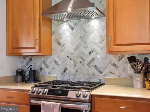 Kitchen - 23 Fairview Ave, Frederick, MD 21701 photo 7 of 10