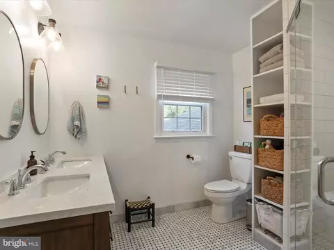 Bath - 23 Fairview Ave, Frederick, MD 21701 photo 1 of 5