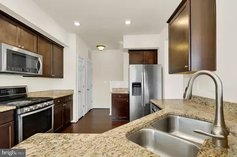 5900 Forum Sq, Frederick, MD 21703 photo 9