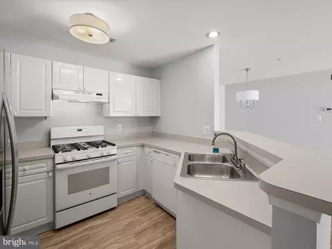 2103 Wayside Dr #2D, Frederick, MD 21702 photo 8