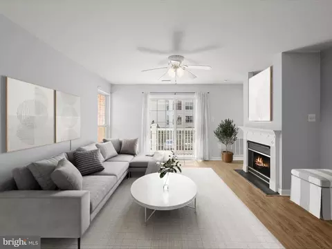 2103 Wayside Dr #2D, Frederick, MD 21702 photo 2