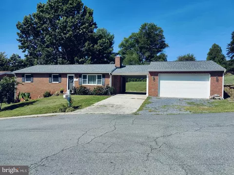 807 5th Ave, Brunswick, MD 21716