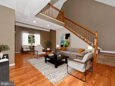 Living - 10 Easy St, Thurmont, MD 21788 photo 2 of 6