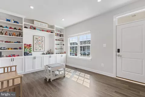 6720 Serviceberry Dr, Frederick, MD 21703 photo 9