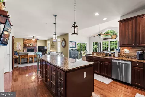 9704 Ethan Ridge Ave, Frederick, MD 21704 photo 15