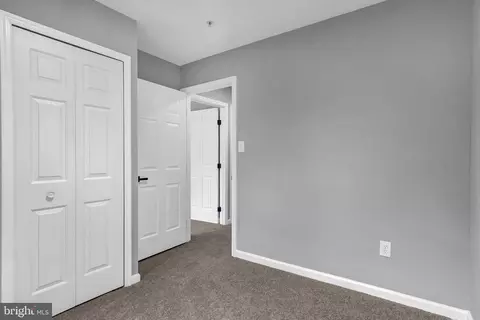 5512 Upshur Sq, Frederick, MD 21703 photo 8