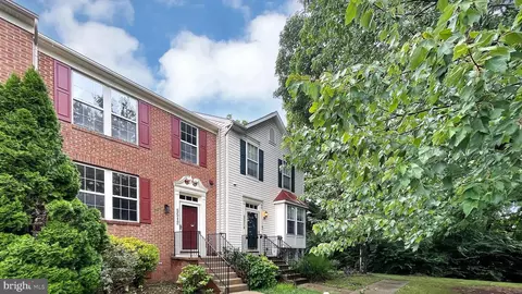 5512 Upshur Sq, Frederick, MD 21703 photo 3