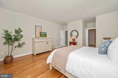 Bedroom - 9158 Hinks Ln, Frederick, MD 21704 photo 2 of 6